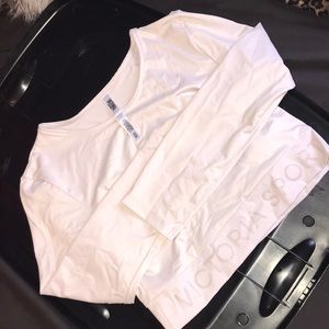 Brand new never worn Victoria sport beige crop top